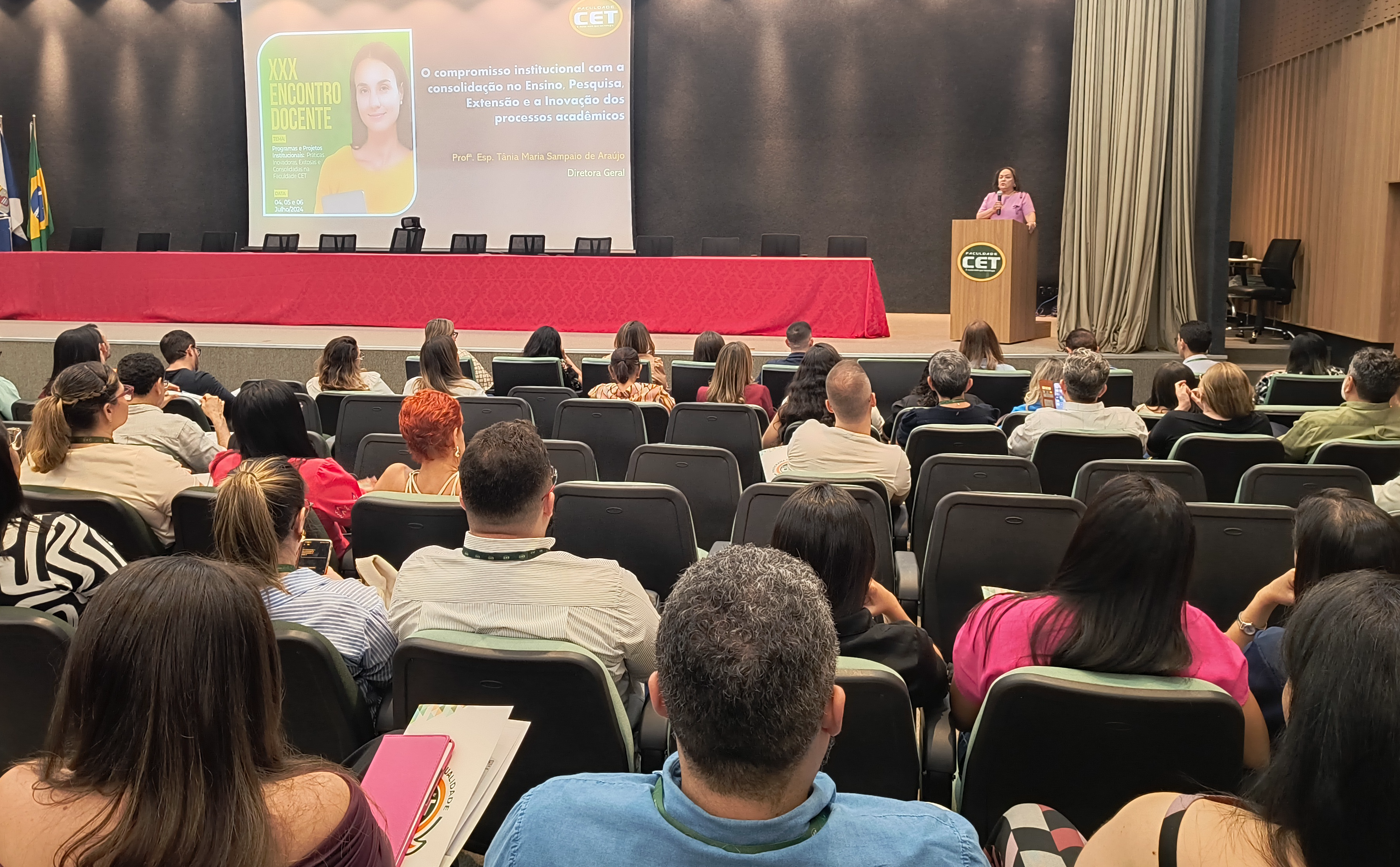 Faculdade CET Realiza o XXX Encontro Docente: Programas e Projetos Institucionais com Práticas Inovadoras e Consolidadas