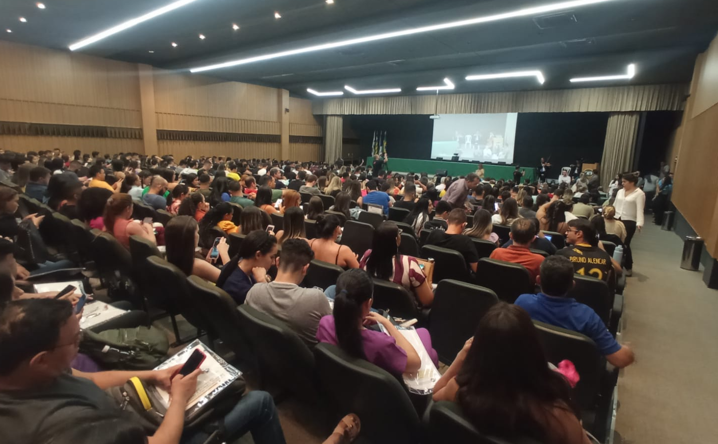 Faculdade CET Realiza com Sucesso a 1ª Fase do V Congresso Multidisciplinar de Arte, Ciência e Tecnologia