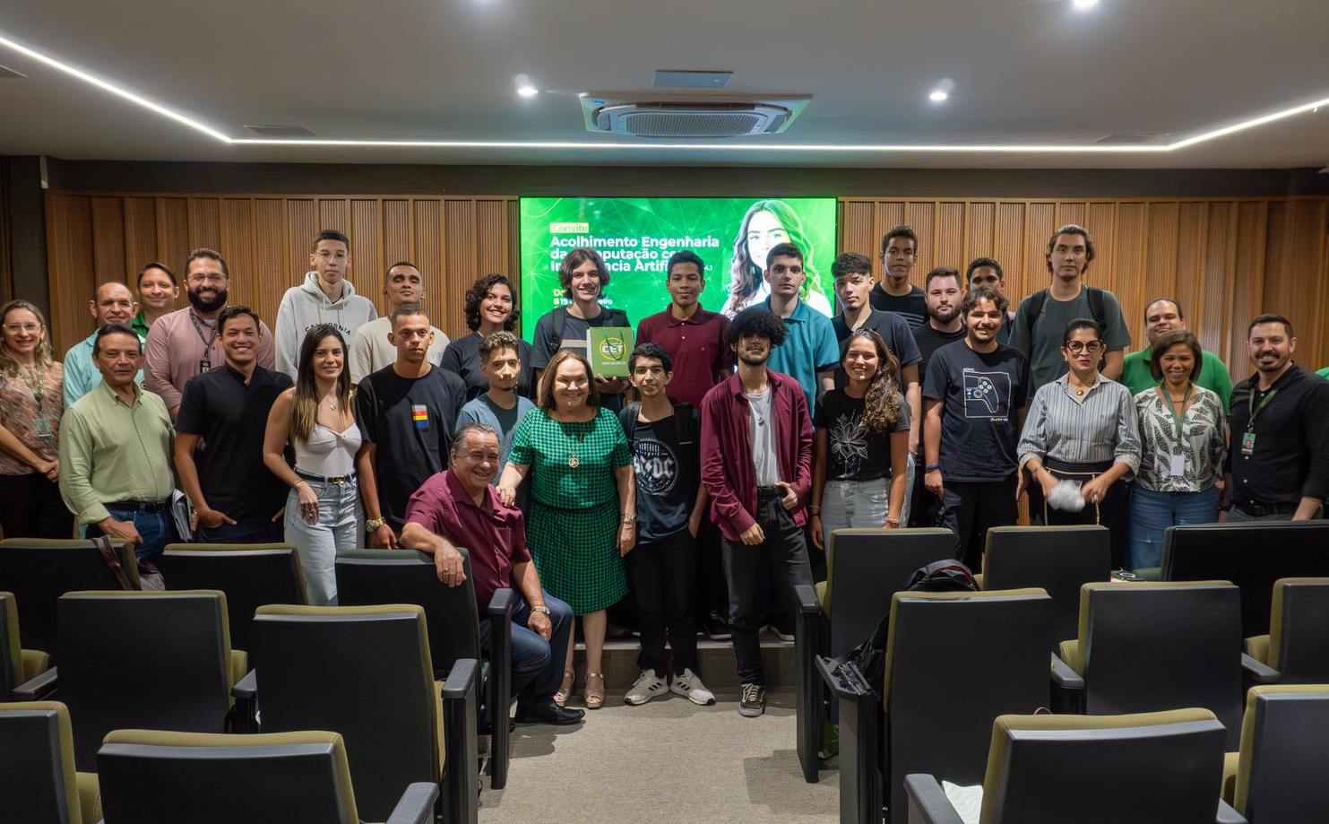 A Faculdade CET celebra a chegada dos novos alunos de Engenharia de Computação com Inteligência Artificial