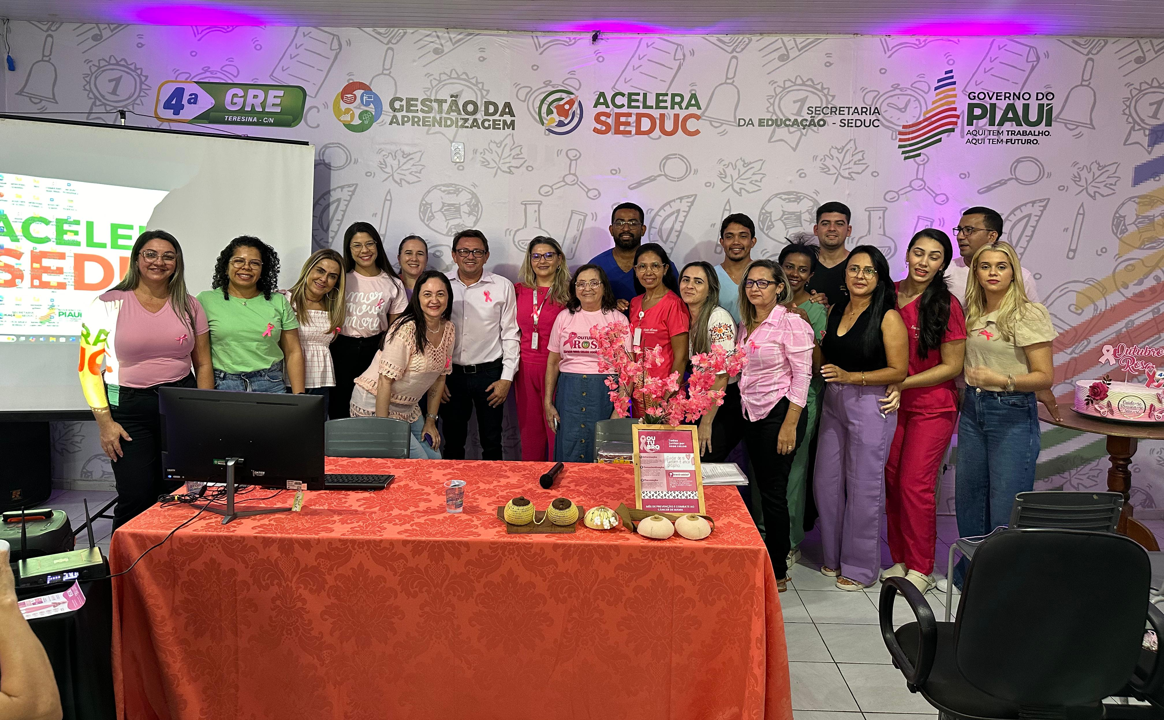 Promoção da Saúde da Mulher: Prevenção do Câncer de Mama é Destaque em Projeto de Extensão da Faculdade CET