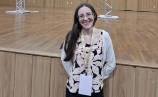 Docente do UNI-CET é premiada com menção honrosa em evento nacional