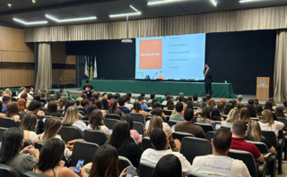 UNI-CET realiza acolhimento para acadêmicos do curso de Medicina no início do semestre 2026.1