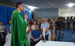 Missa e Coquetel de Inauguração do Centro Hospitalar e Maternidade Santa fé marcam nova gestão