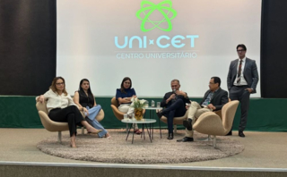 Evento reuniu especialistas e acadêmicos para discutir práticas multidisciplinares e inovações no cuidado e prevenção da obesidade.
