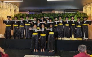 Turma F9 de Farmácia celebra formatura e projeta futuro na área da saúde