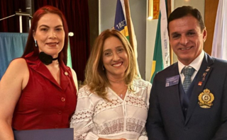 Reitora Tania Sampaio recebe importante premiação da Fundação Rotária